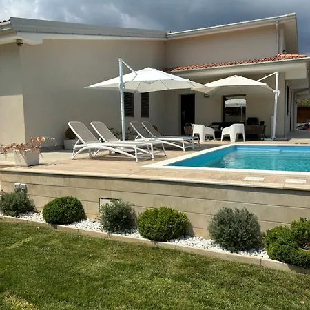 בית נופש House Etna Vulkan מאסקלוצ'יה